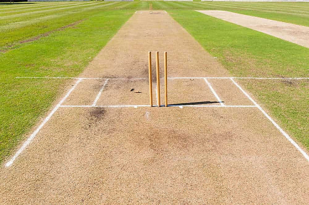 2Nd Innings Box Cricket visiting card