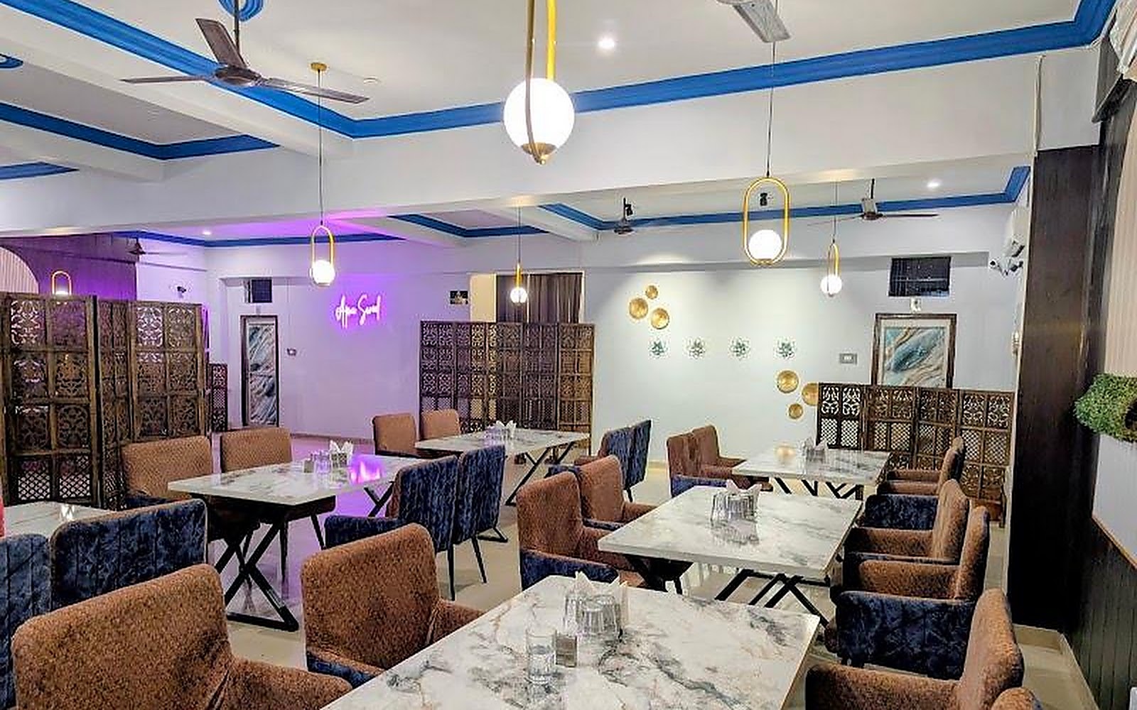 Apna swad restaurant Balrampur visiting card