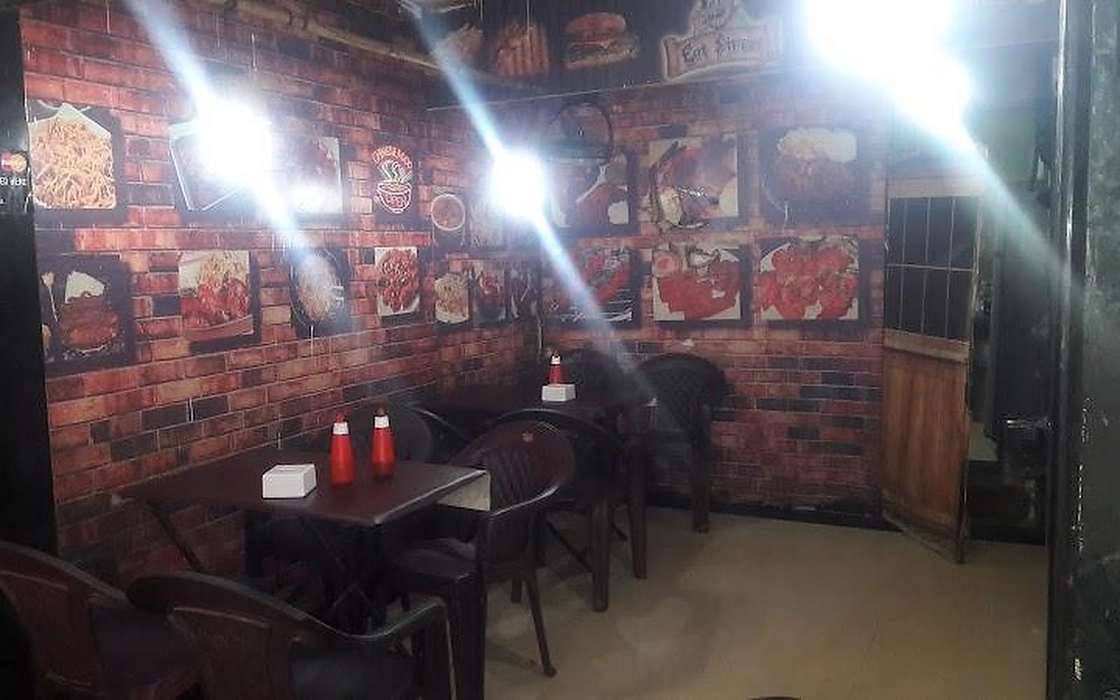 Food Inn Family Restaurant Veg & Nonveg Mumbai visiting card