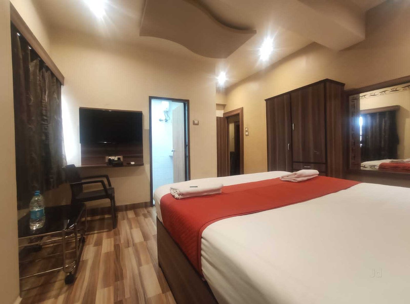 Hotel Ruchi Loading and Boarding visiting card