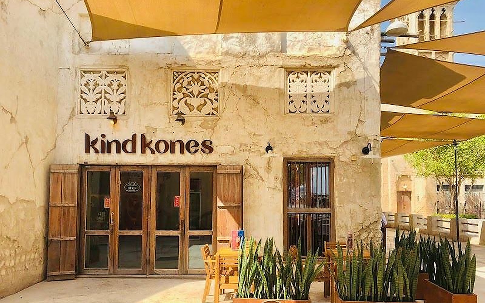 Kind kones Dubai visiting card