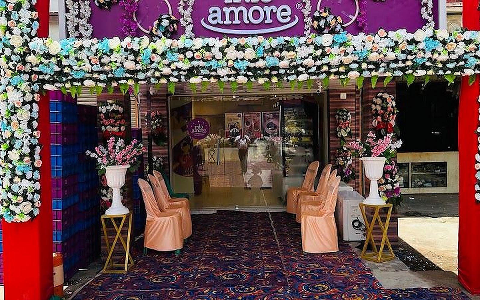 Mio Amore ,The Cake Shop Bhadrak visiting card