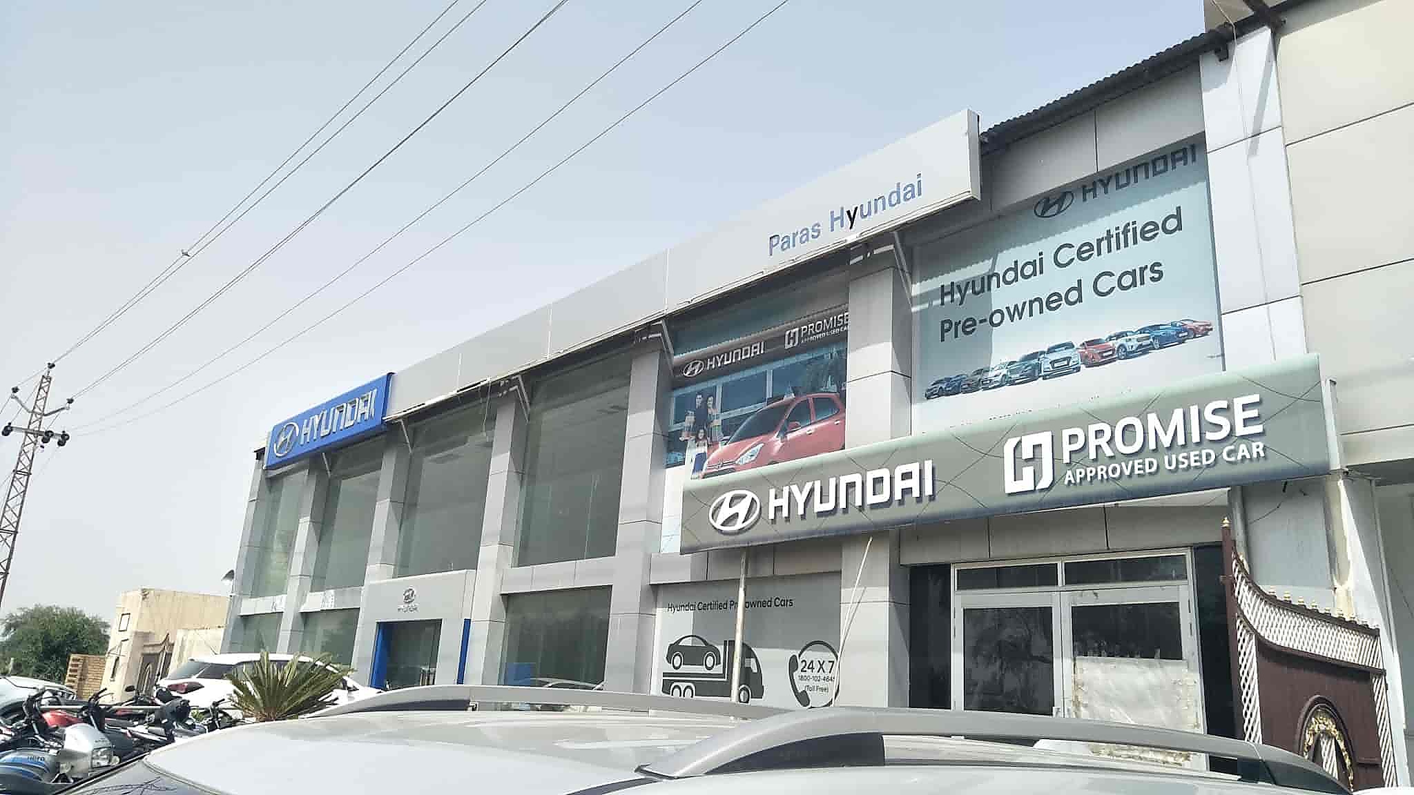 Paras Hyundai Car Service Center visiting card