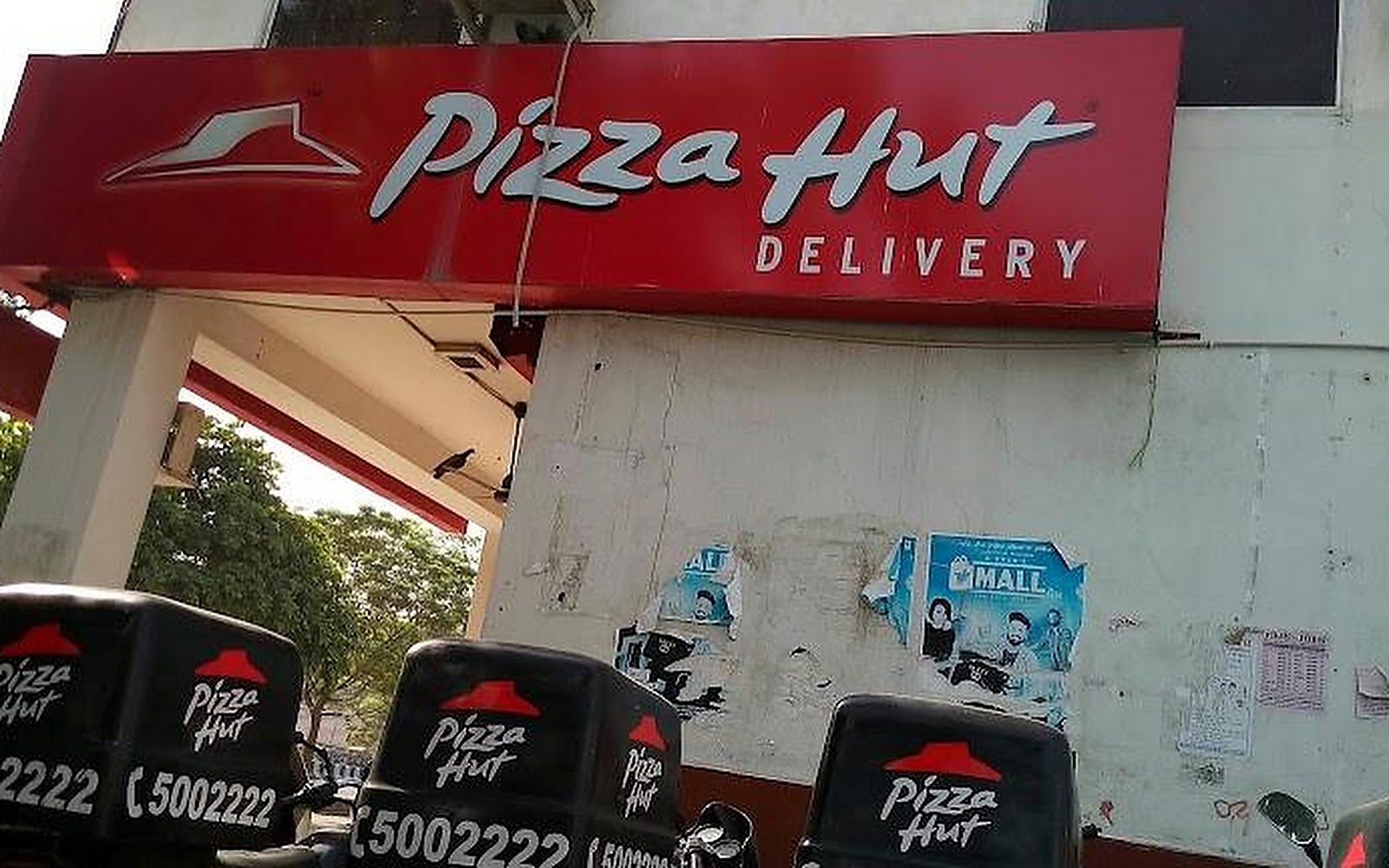 Pizza Hut | Rose Garden Complex, Bhatinda Bathinda visiting card